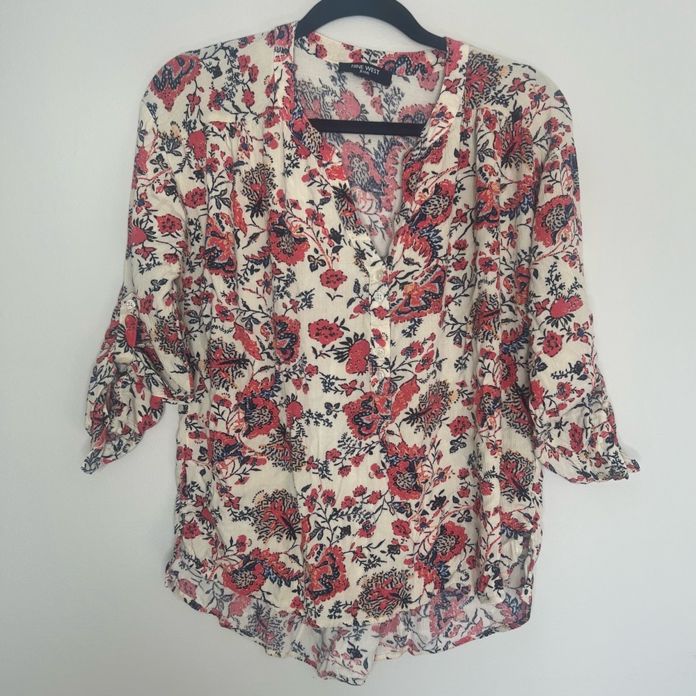 Nine West Floral 3/4 Rolled Up Blouse